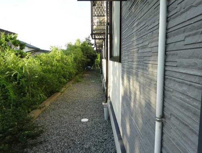 レオパレス後城 庭