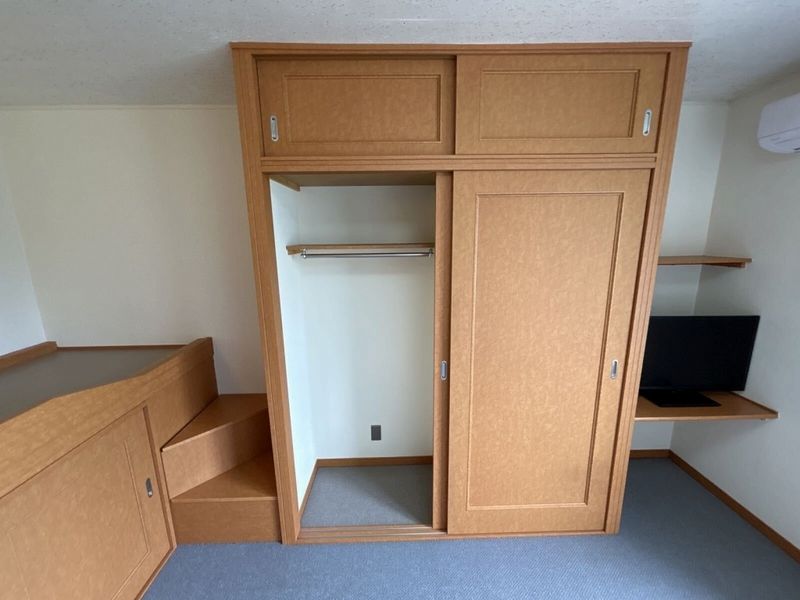 レオパレス広町 収納