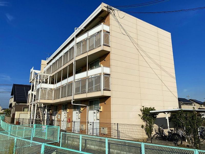 レオパレスいけざわＢ 外観