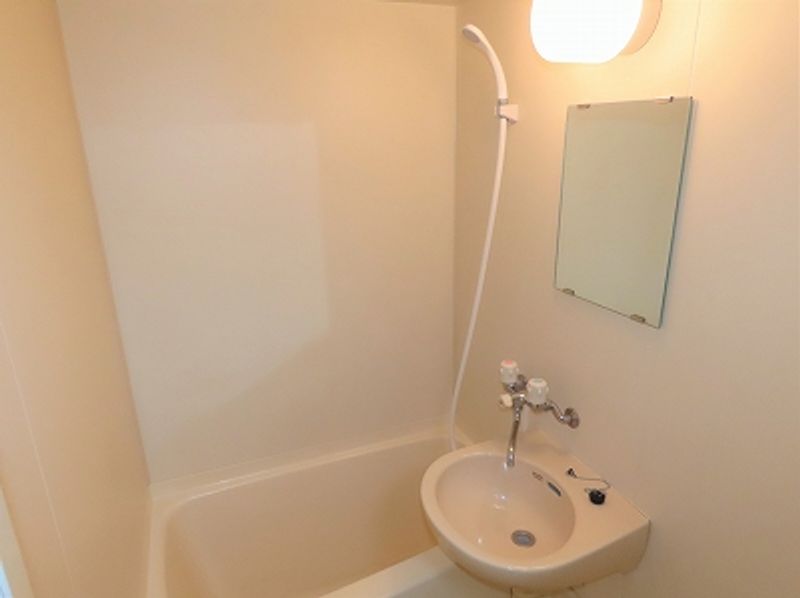 レオパレスクレール 風呂