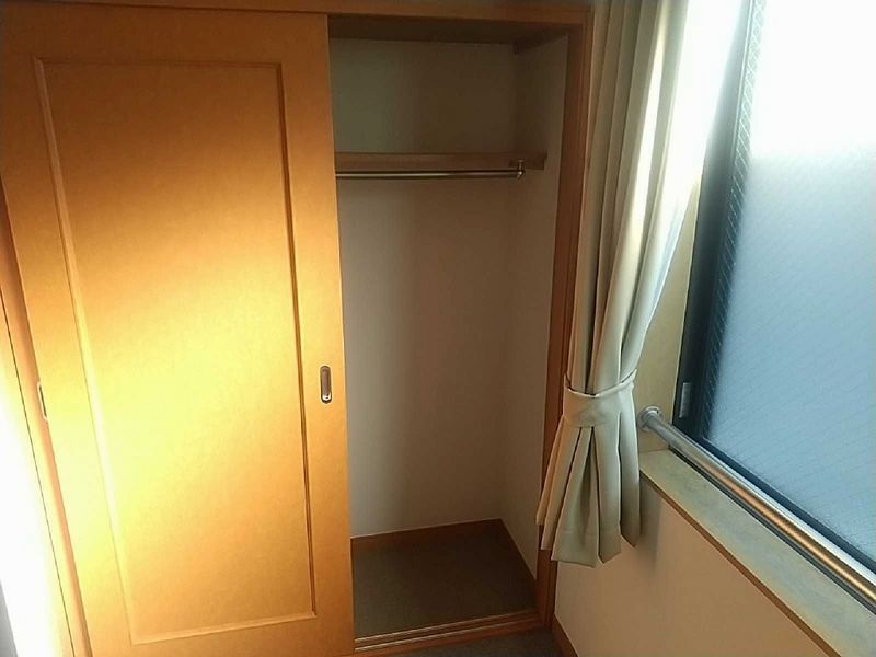 レオパレスはしば２ 収納