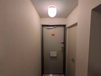 レオパレスクインスＢ 玄関