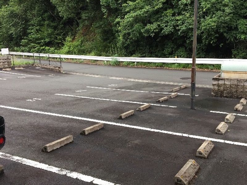 レオパレスＥＮＮ 駐車場