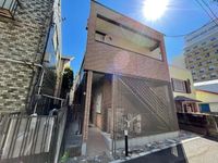CLEINO Shin Koyasu Exterior
