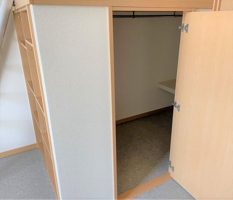 レオパレス三郷中央　清 収納