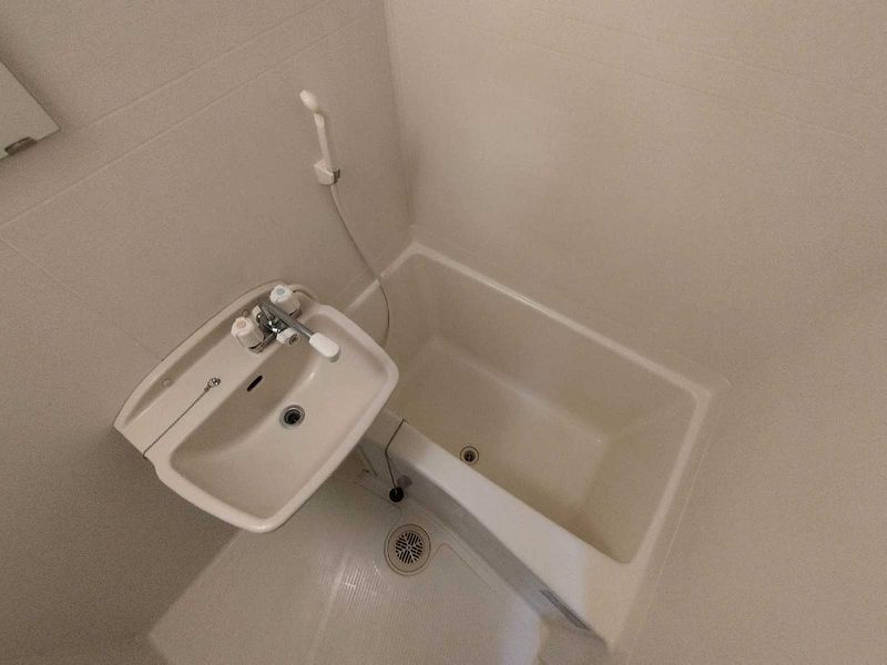 レオパレスやまもも 風呂