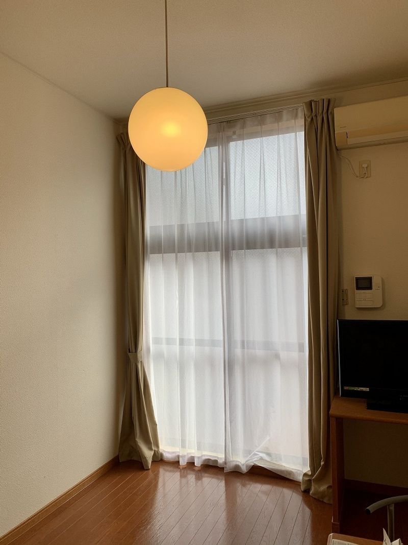 レオパレスカネエーズ吾妻 居間