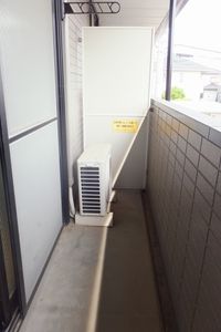 レオパレスパークライフ バルコニー