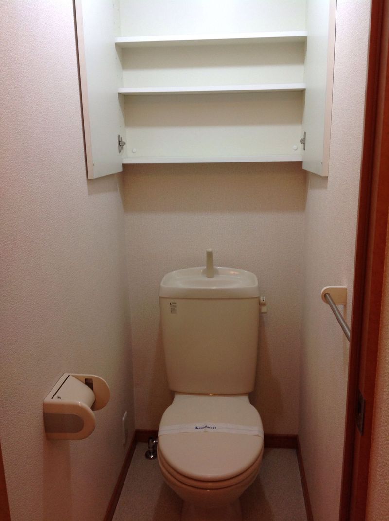 leopalace Adousir Toilet