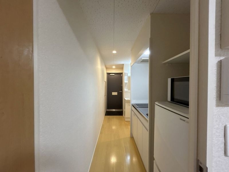 レオパレスエヴァンス 玄関