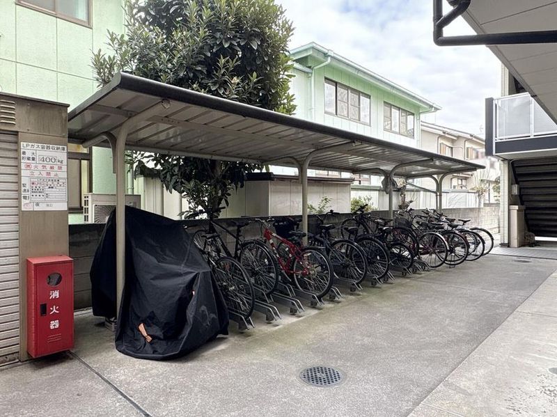 leopalace Precious SRK Shared spaces