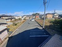 レオパレスサビア 駐車場