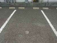 レオパレスヴェルドミール 駐車場