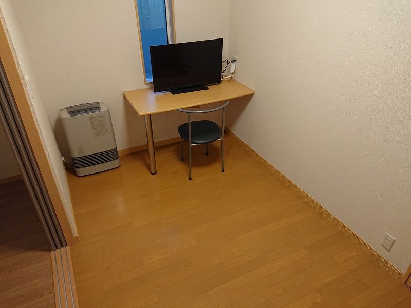 レオパレスＨ＆Ｓ 居間