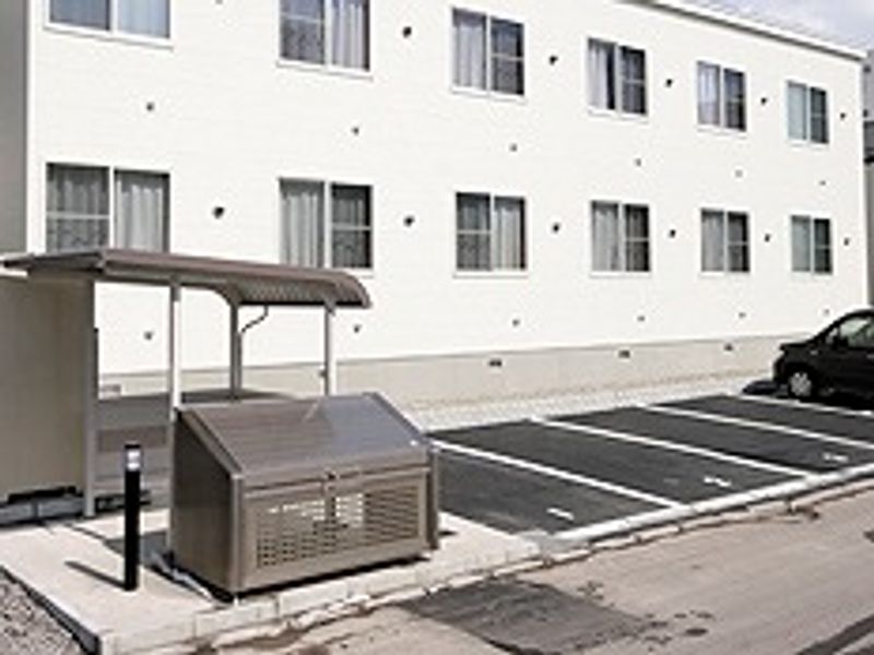 レオパレスＭＩＮＴＯＮⅡ 駐車場