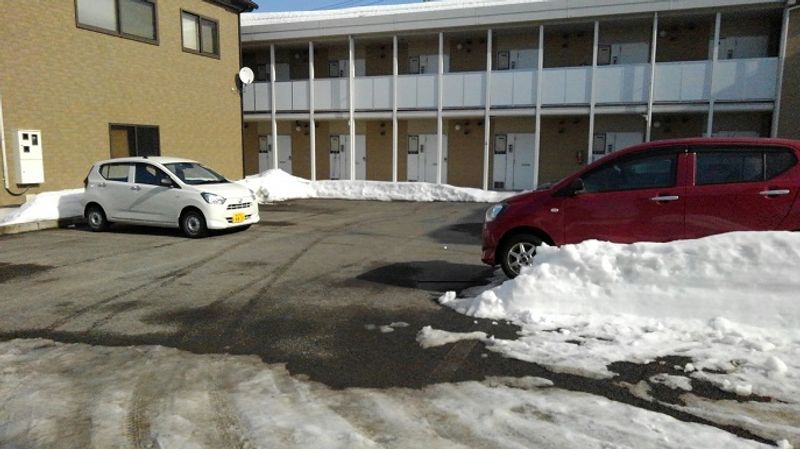 レオパレスみやびⅡ 駐車場