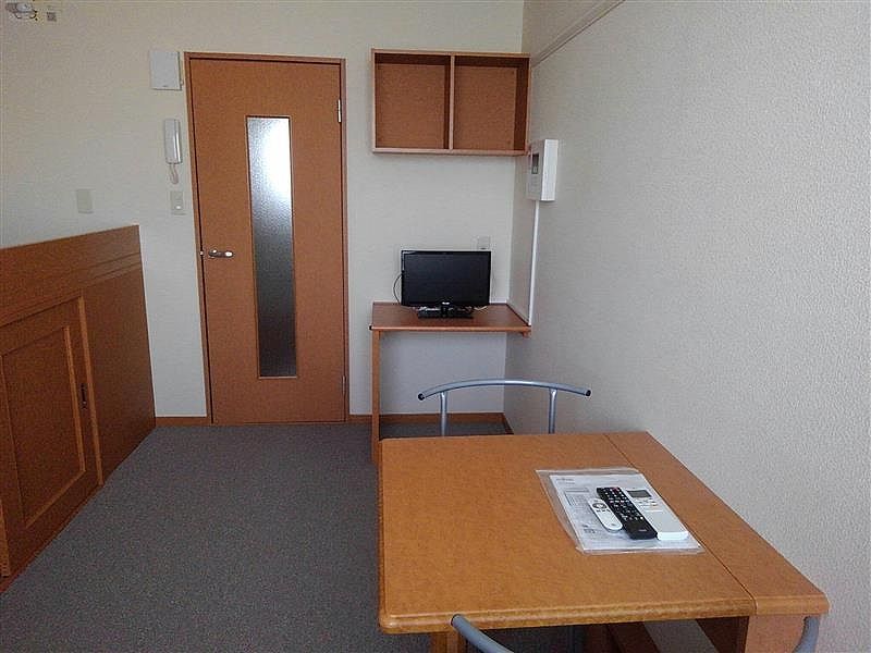 レオパレスエスユー 居間