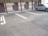 レオパレスのぞみⅡ 駐車場