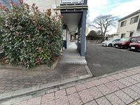 レオパレスボヌール若林 エントランス