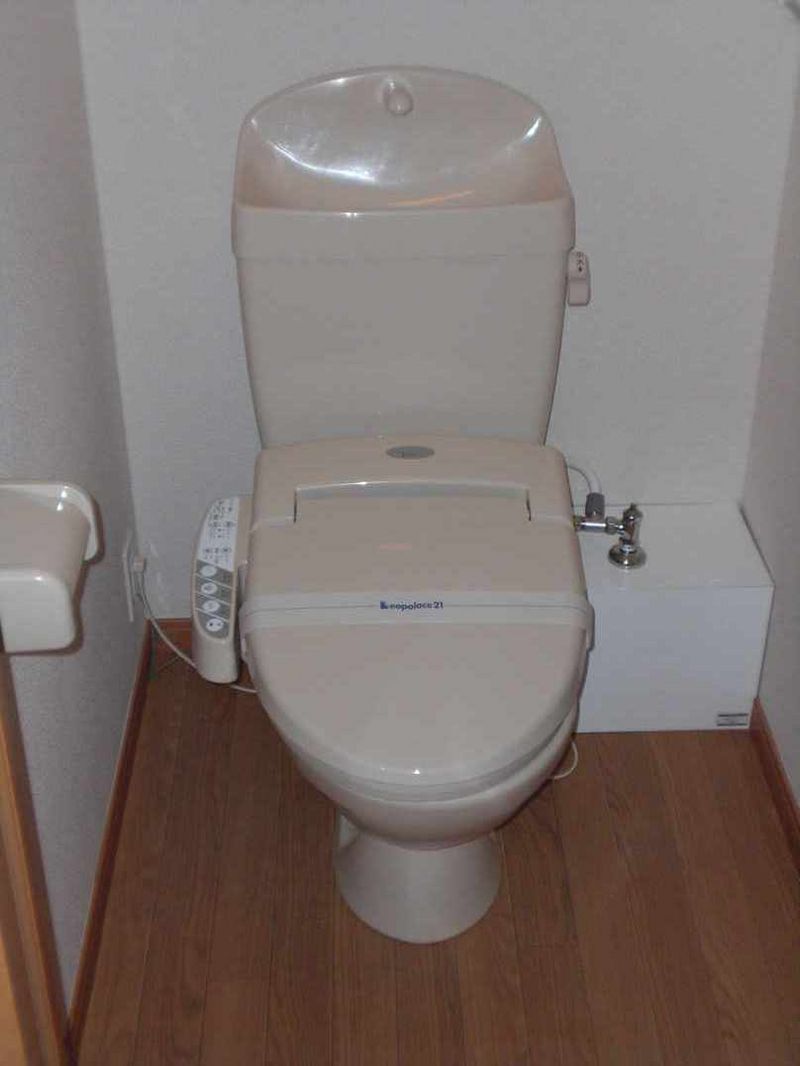 レオパレスシャトーナカジマＣ棟 トイレ