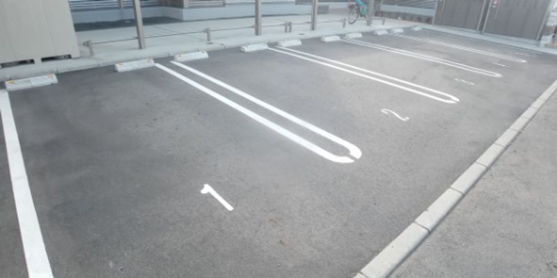 ミランダセレストⅣ 駐車場