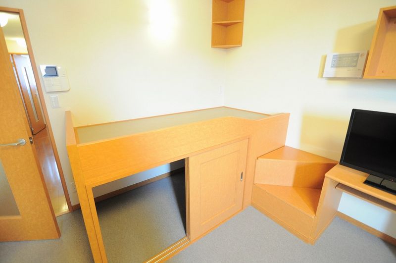 レオパレス山茶花 寝室