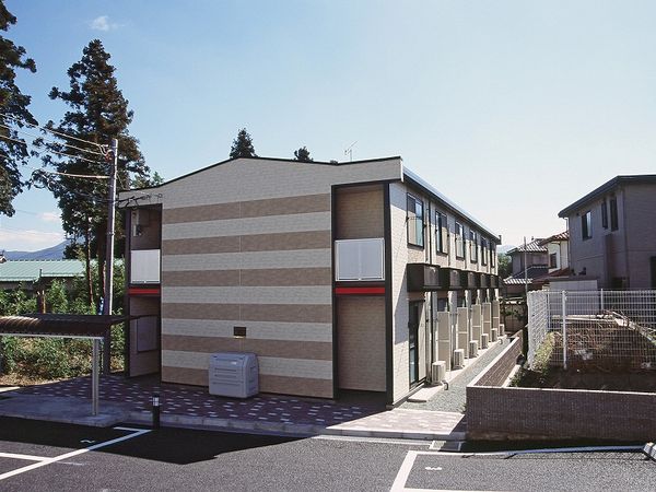 レオパレスみやび 外観