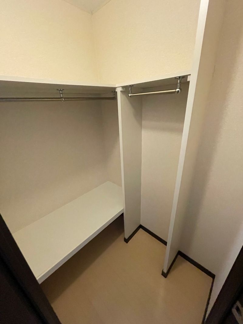 レオネクストアルメリア 収納