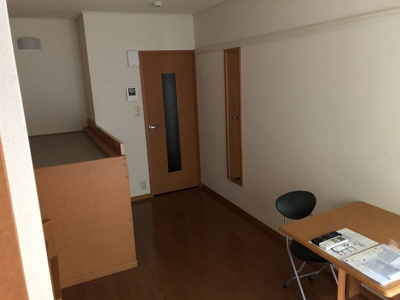 レオパレス富沢 居間