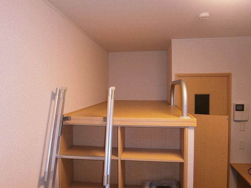 レオパレスピーコック 居間