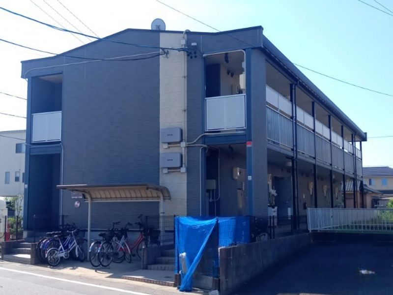 レオパレスアミ 外観