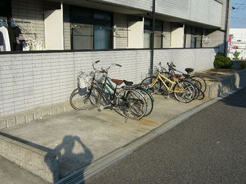 レオパレスアサギリ その他