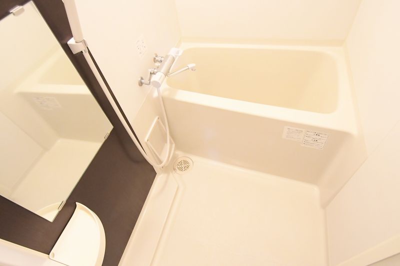 LEONEXT Fortuna Phòng tắm