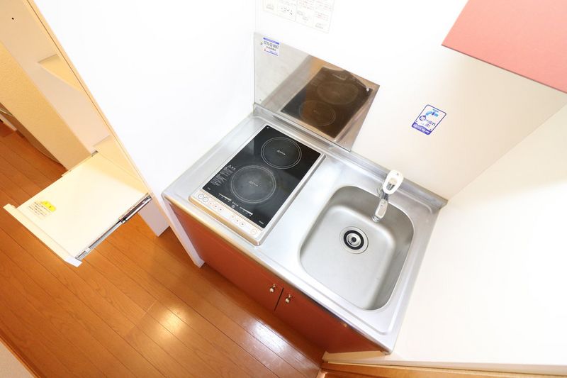 レオパレス北野屋敷 居間