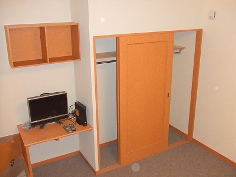 レオパレス南円山 収納