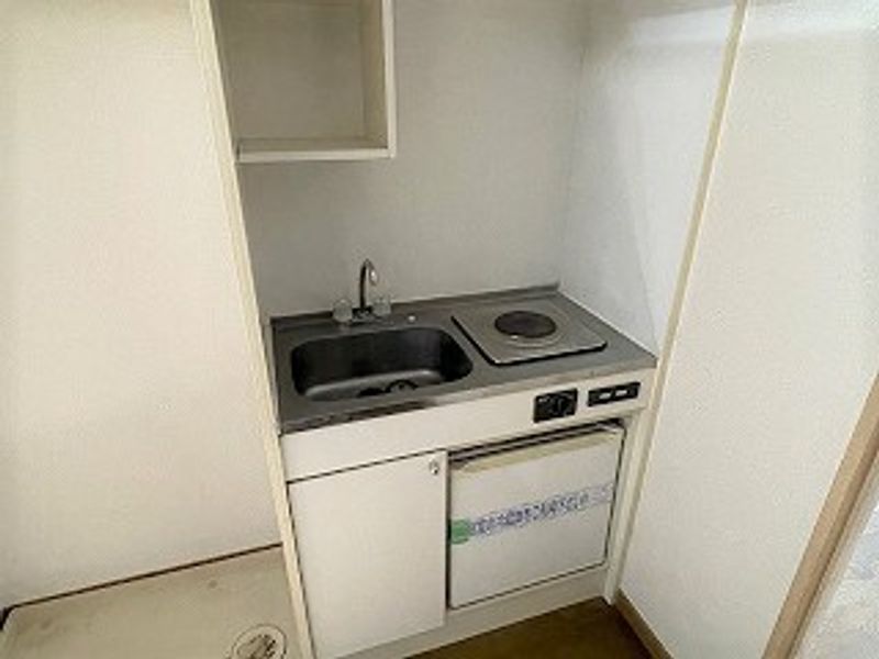 レオパレスフローラ キッチン