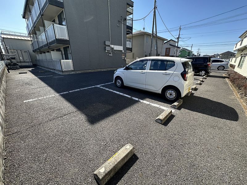レオパレスら　べるでゅーらⅡ 駐車場