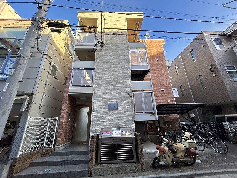 レオパレスメゾン錦 外観