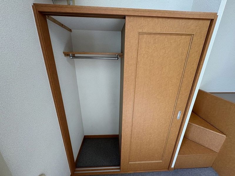 レオパレスオリーブハウスⅡ 収納