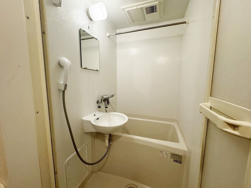 レオパレススカイブルー 風呂