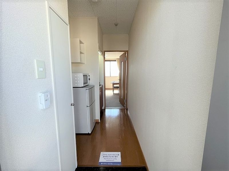 レオパレス二田 玄関