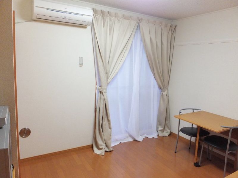 leopalace Claire Living room