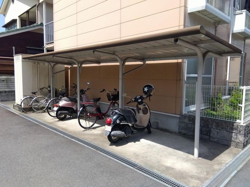 レオパレスシャルマン 共用部分