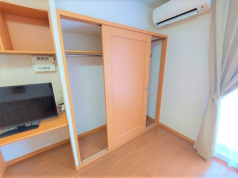 レオパレスホームランド 収納