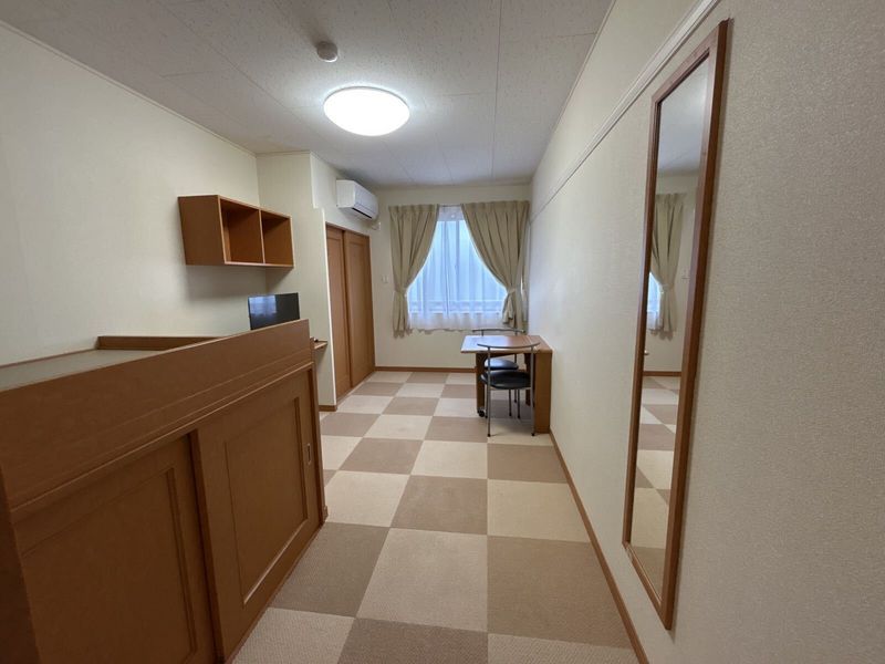 レオパレス和合 居間