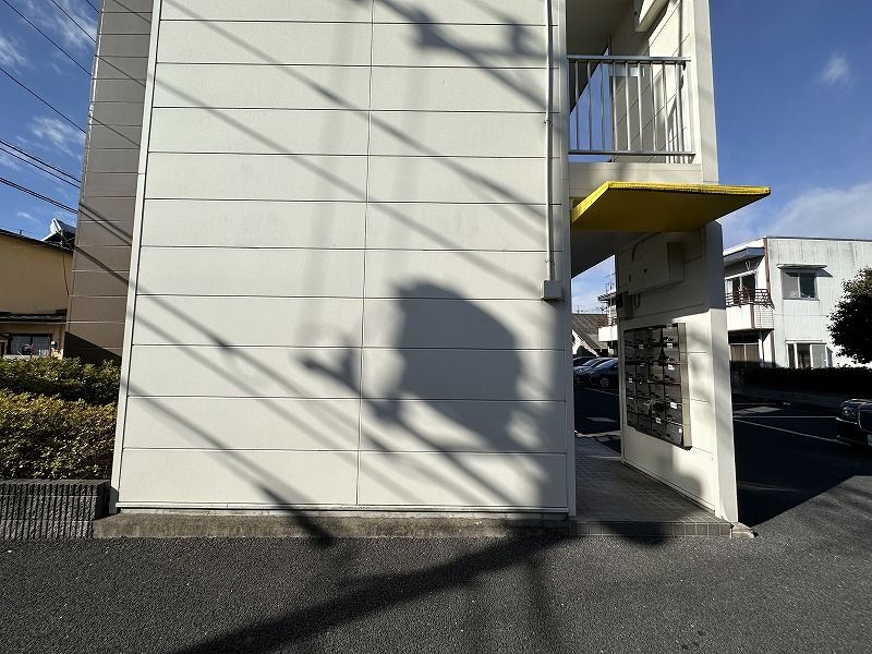 レオパレスグランエスポワール エントランス