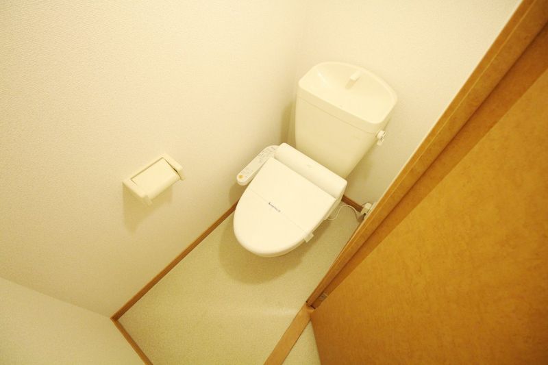 レオパレスポラリス トイレ