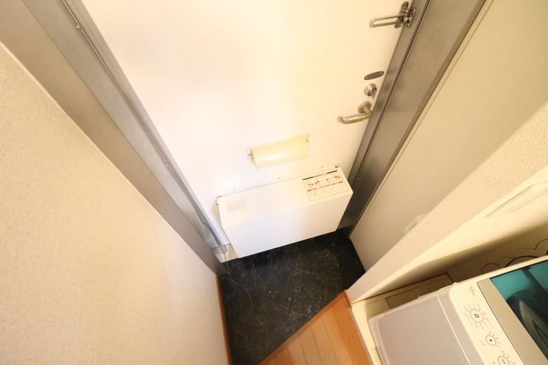 レオパレスナイズ紫竹 玄関