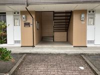 レオパレスアージュ エントランス