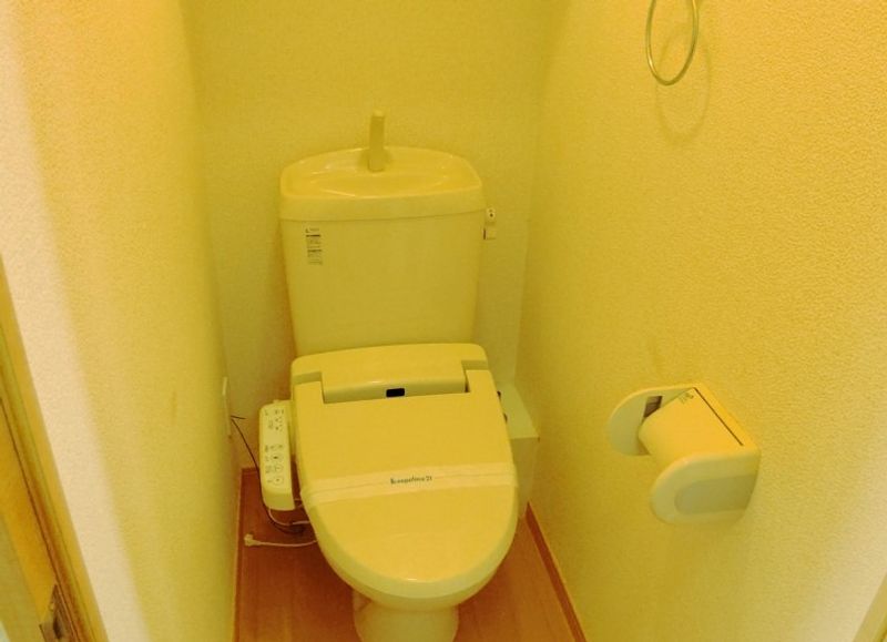 レオパレスサンビオラ トイレ